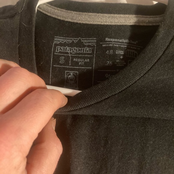 Patagonia t shirt - Picture 4 of 4